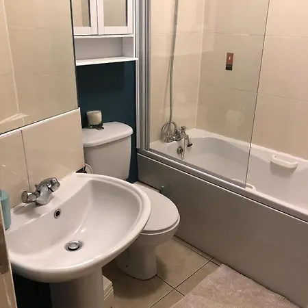 Appartamento Cosy And Comfortable Apt Great Location & Parking *